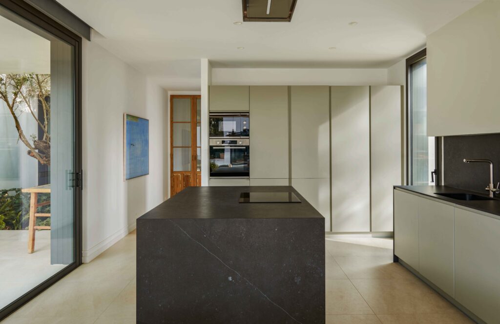 luxury kuche in einem luxuriösen modularen Haus
