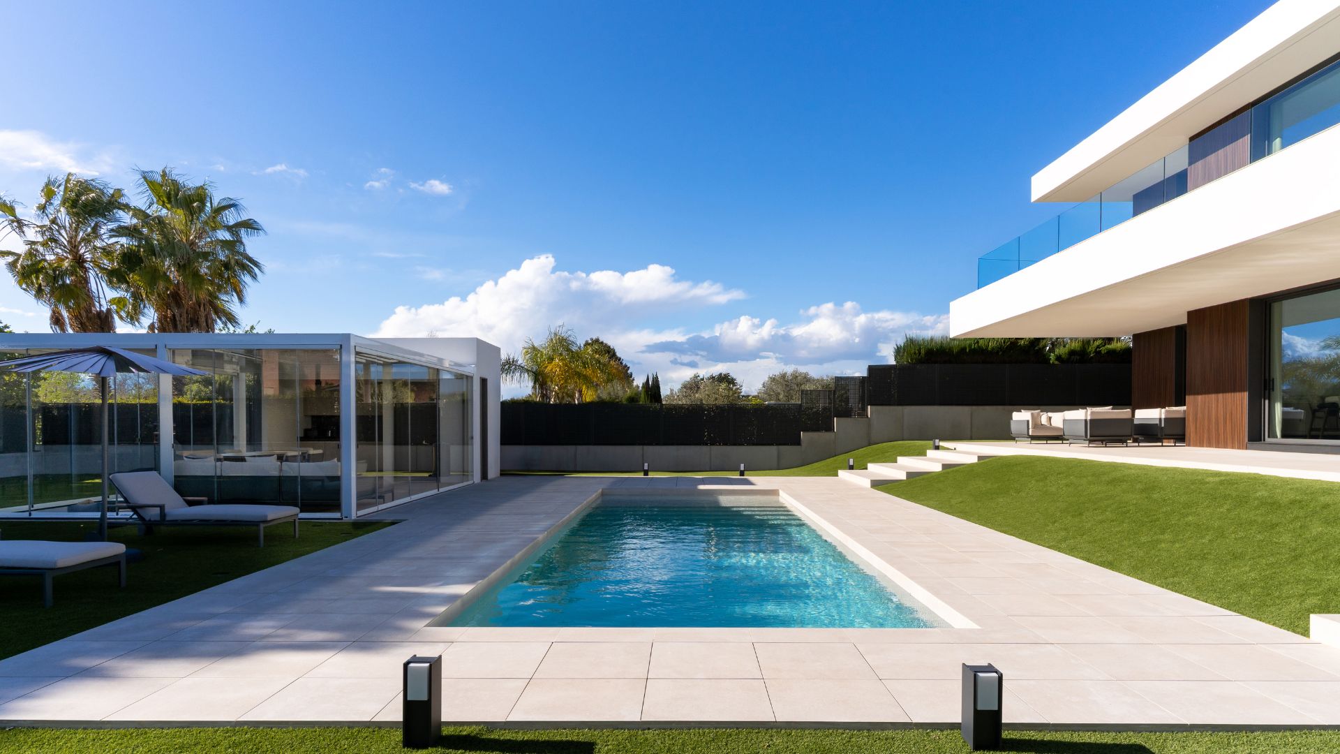 Luxury pool in Luxushaus