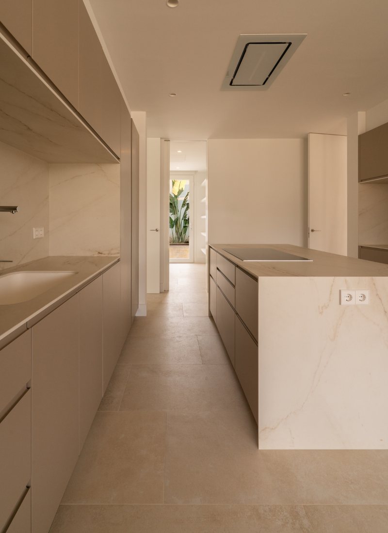 Kueche mit insel modulhaus beton veranda