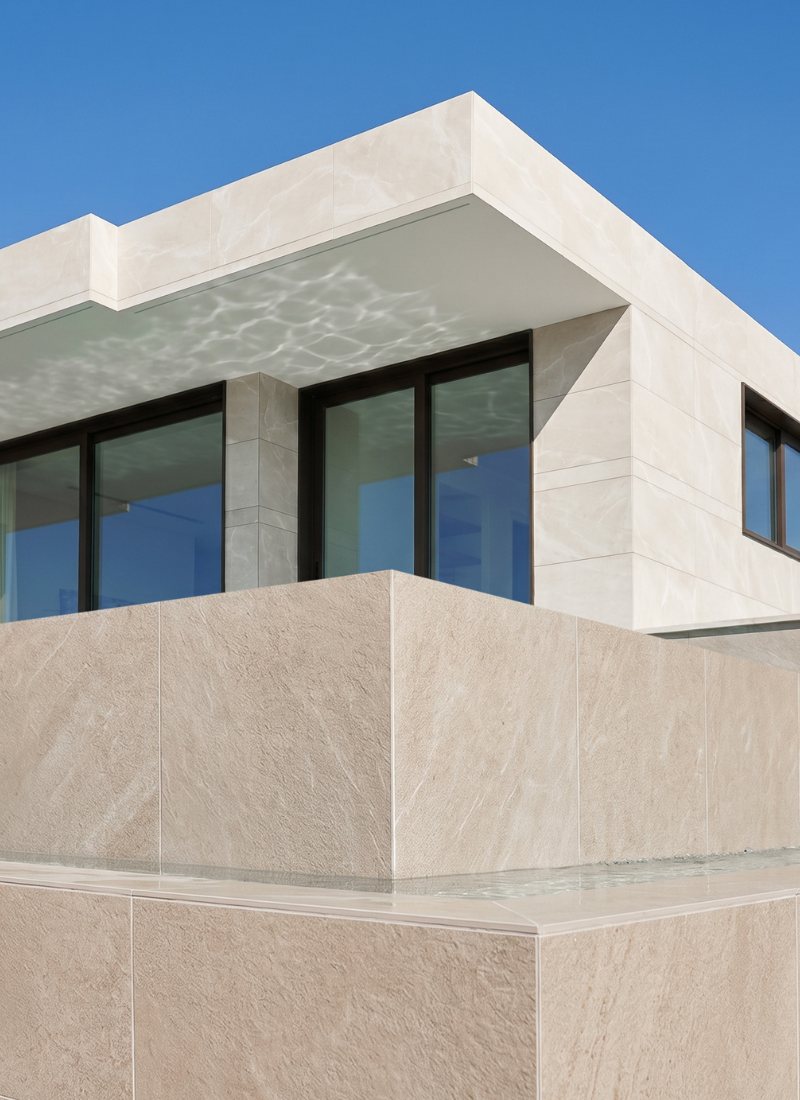 Keramikfassade eines Modulhauses